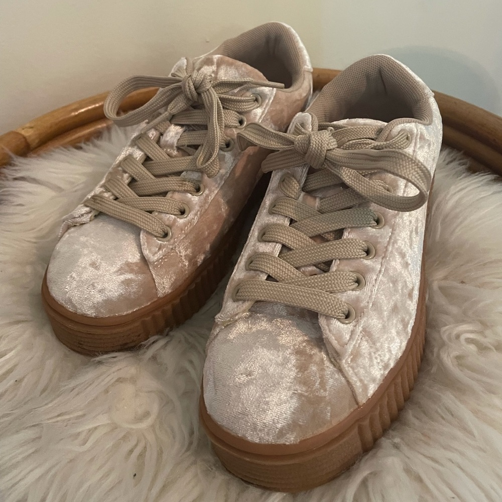 Forever 21 velvet lace up platform sneakers